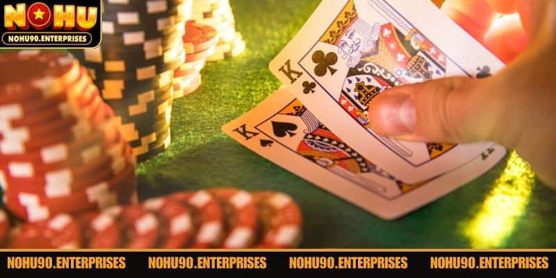 Hướng dẫn chơi xì tố cần giữ kín chiến thuật